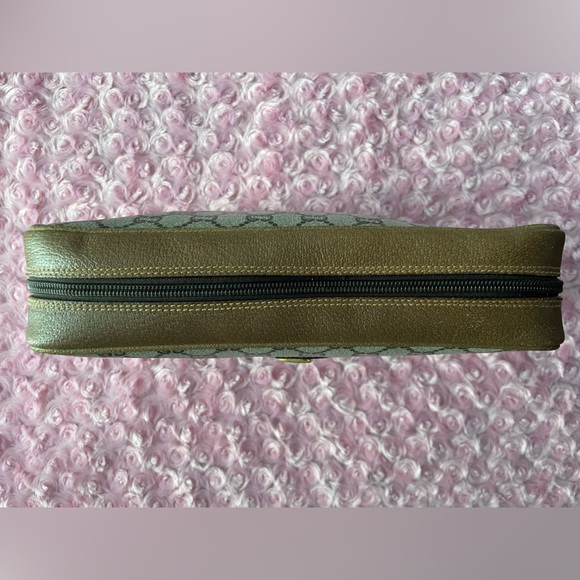 Authentic Vintage Gucci Monogram Plus GG Clutch - Picture 2 of 7